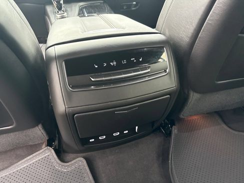 Used 2024 Cadillac Escalade ESV V w/ LPO, ONYX Package AWD/4WD image 21