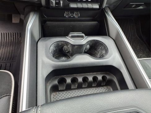 Used 2025 RAM 1500 Laramie w/ Sport Appearance Package AWD/4WD image 13
