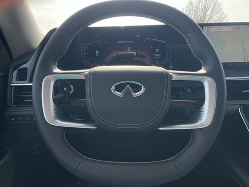 Certified 2025 INFINITI QX80 Sensory image 26