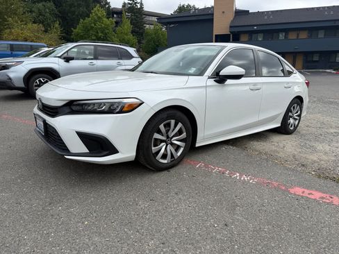 Used 2022 Honda Civic LX image 1