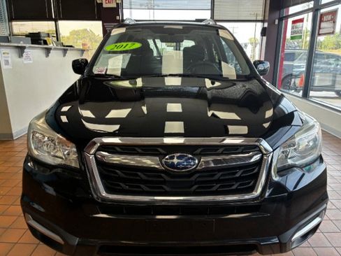 Used 2017 Subaru Forester 2.5i Premium w/ Popular Package #2A AWD/4WD image 5