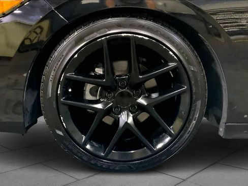 Used 2023 Honda Civic Sport image 10