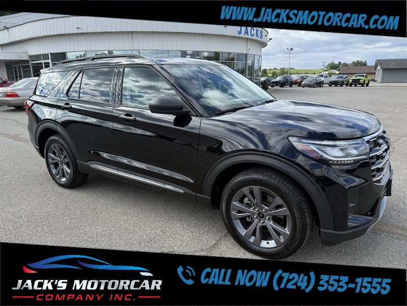 Used 2025 Ford Explorer Active w/ Active Comfort Package AWD/4WD image 8