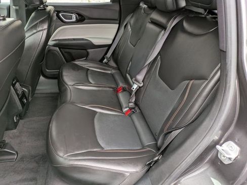Used 2023 Jeep Compass Limited AWD/4WD image 21