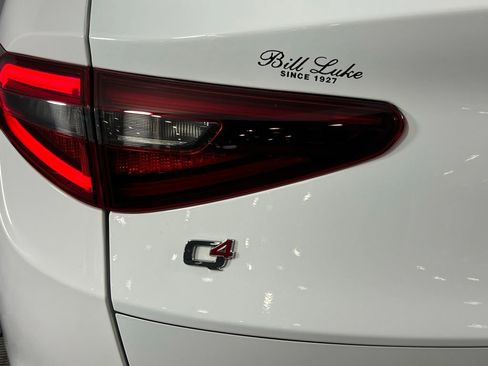 Used 2023 Alfa Romeo Stelvio Ti image 21