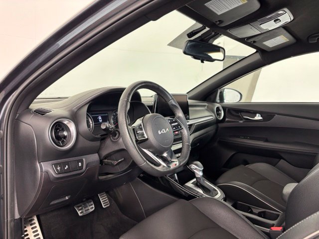 Used 2022 Kia Forte GT-Line w/ GT-Line Technology Package FWD image 9