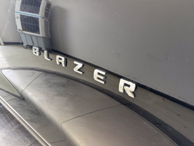 Used 2019 Chevrolet Blazer LT FWD image 39