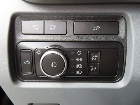 Used 2023 Ford F250 XLT w/ XLT Premium Package AWD/4WD image 63