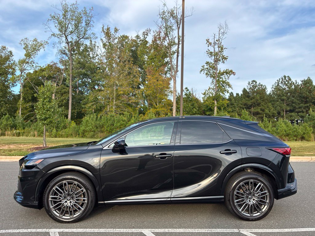 Certified 2023 Lexus RX 500h F Sport w/ Accessory Package (Z1) AWD/4WD image 11