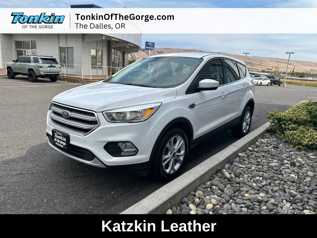 Used 2017 Ford Escape SE AWD/4WD image 9