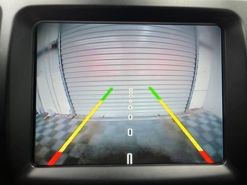 Used 2017 Jeep Cherokee Limited FWD image 11