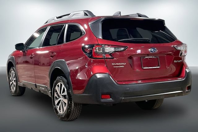 Used 2025 Subaru Outback Premium AWD/4WD image 12