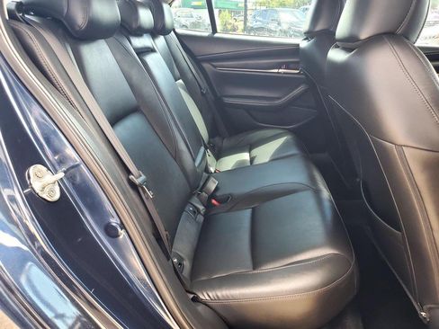 Used 2021 MAZDA MAZDA3 s FWD image 19