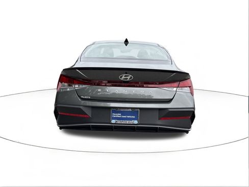 Certified 2025 Hyundai Elantra Sport image 4