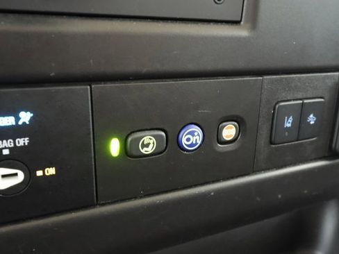 Used 2024 Chevrolet Express 3500 LT w/ LT Preferred Equipment Group image 14