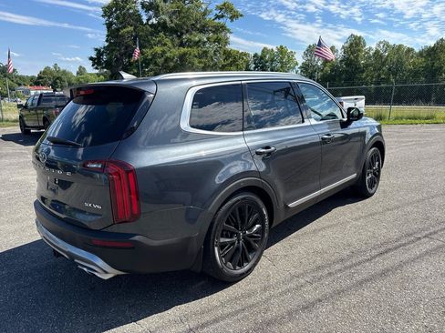 Used 2020 Kia Telluride SX w/ SX Prestige Package AWD/4WD image 32