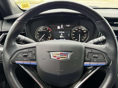 Used 2020 Cadillac XT6 Premium Luxury AWD/4WD image 30