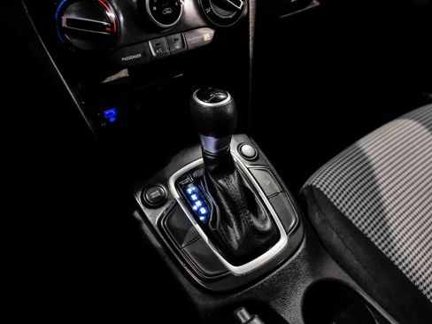 Used 2019 Hyundai Kona SE image 20