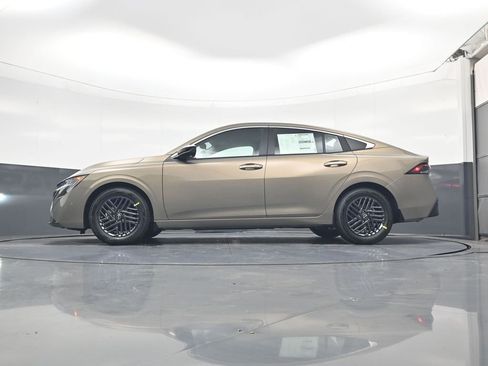 New 2026 Nissan Sentra SV w/ Floor Mat Package FWD image 18