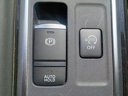 New 2026 Nissan Pathfinder SV image 15