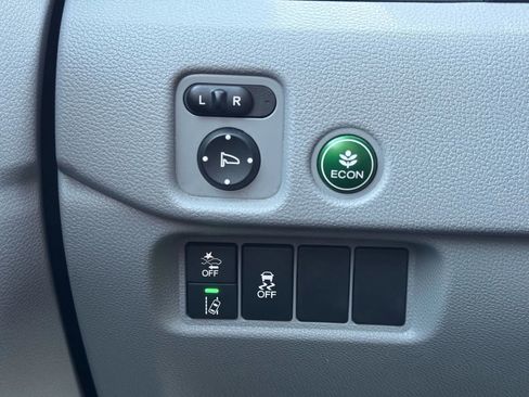 Used 2019 Honda Pilot LX image 27