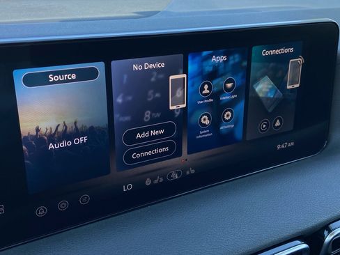 New 2026 Nissan Sentra SV w/ SV Convenience Package FWD image 20