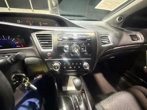 Used 2015 Honda Civic LX image 28