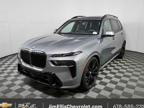 Used 2025 BMW X7 xDrive40i w/ M Sport Package AWD/4WD image 28