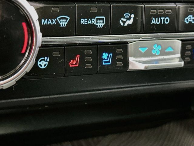Used 2023 Ford F250 Platinum AWD/4WD image 26