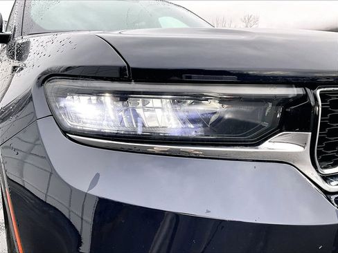 Used 2024 Jeep Grand Cherokee Limited AWD/4WD image 29