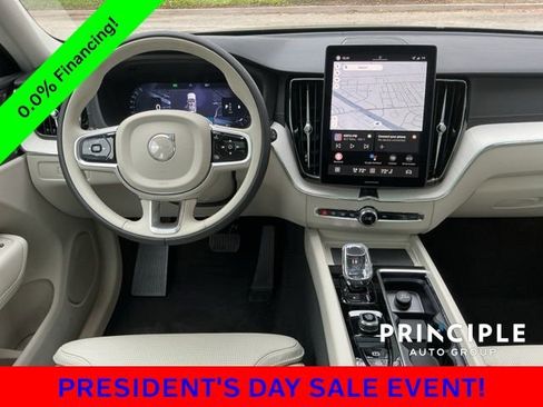 New 2026 Volvo XC60 B5 Ultra w/ Climate Package image 14