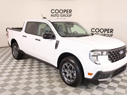 Used 2025 Ford Maverick XLT w/ XLT Luxury Package AWD/4WD image 1
