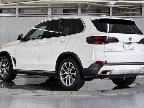 Used 2024 BMW X5 sDrive40i w/ Parking Assistance Package RWD image 3