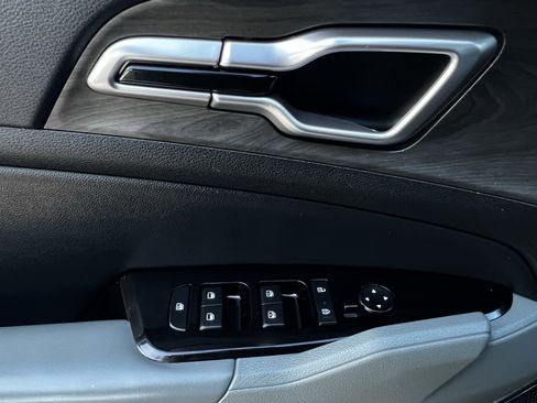 Used 2023 Kia Sportage X-Line w/ X-Line Premium Package image 22