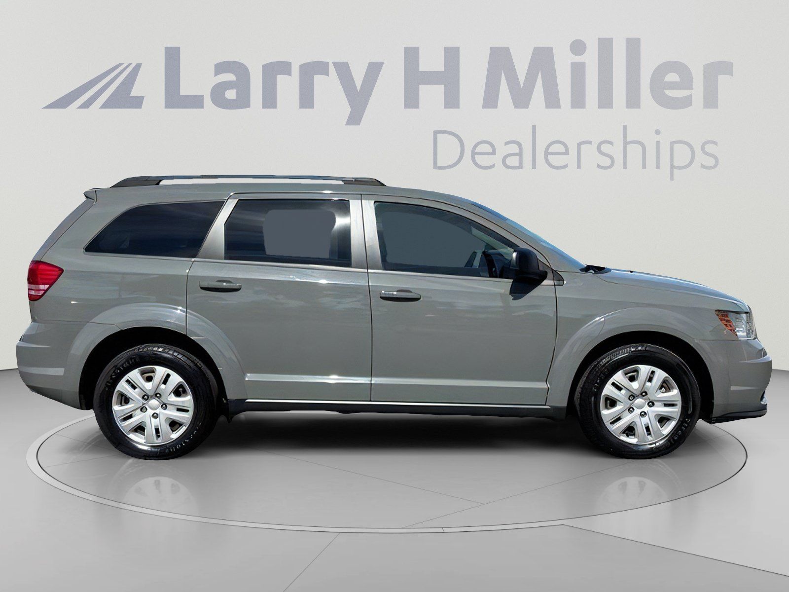 Used 2020 Dodge Journey SE FWD image 7