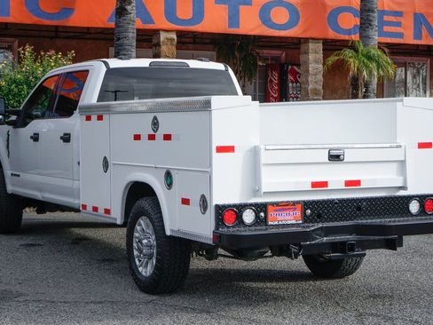 Used 2020 Ford F350 XLT AWD/4WD image 7