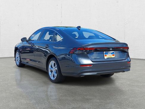 Used 2025 Honda Accord LX image 7