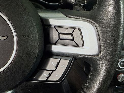 Used 2019 Ford Mustang Coupe image 15