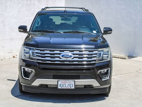 Used 2019 Ford Expedition Limited w/ Equipment Group 302A AWD/4WD image 2