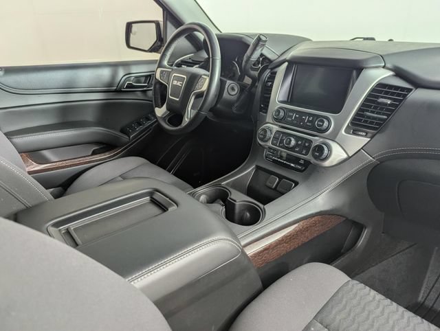 Used 2017 GMC Yukon SLE AWD/4WD image 30