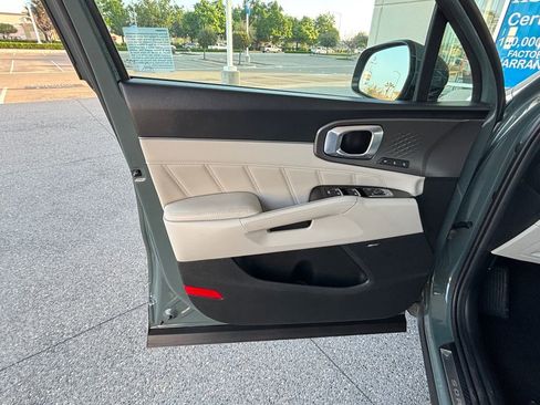 Used 2025 Kia Sorento SX Prestige image 27