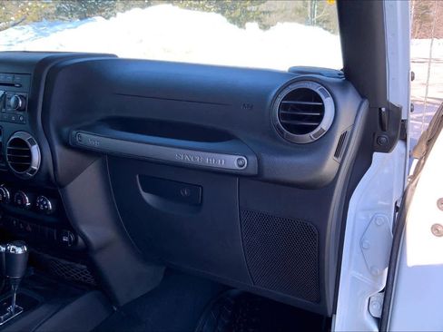 Used 2017 Jeep Wrangler Unlimited Sport w/ Quick Order Package 24S image 19