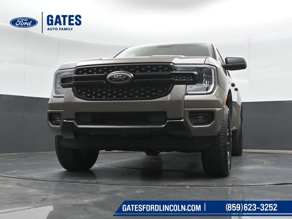 New 2026 Ford Ranger XLT w/ Black Appearance Package AWD/4WD image 37