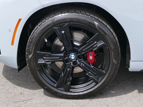 Used 2025 BMW X3 xDrive30i w/ Premium Package image 9