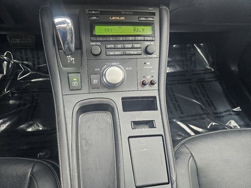 Used 2012 Lexus CT 200h image 28