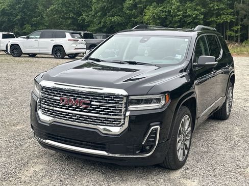 Used 2022 GMC Acadia Denali w/ Denali Technology Package FWD image 7
