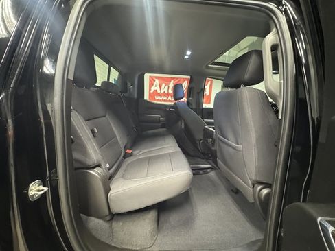Used 2021 Chevrolet Silverado 1500 LT Trail Boss w/ Convenience Package II AWD/4WD image 16