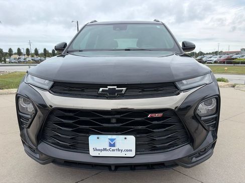 Used 2022 Chevrolet TrailBlazer RS w/ Technology Package FWD image 3