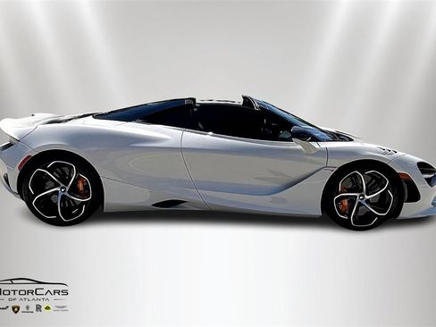 Used 2024 McLaren 750S Spider image 6