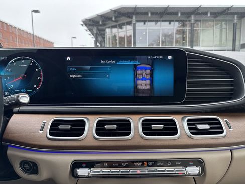 Certified 2021 Mercedes-Benz GLS 450 4MATIC image 38